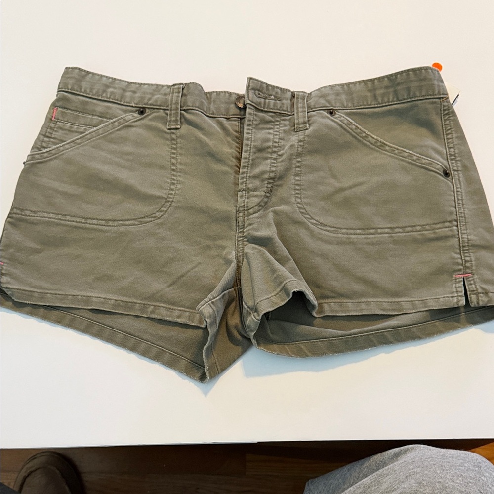 Abercrombie & Fitch Olive Cargo Shorts